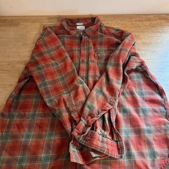 Columbia Button Up Shirt, Men's XXL Red Long Sleeve  Plaid Shirt - Picture 3 of 5